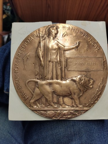 Ww1 death plaque penny - ww1,