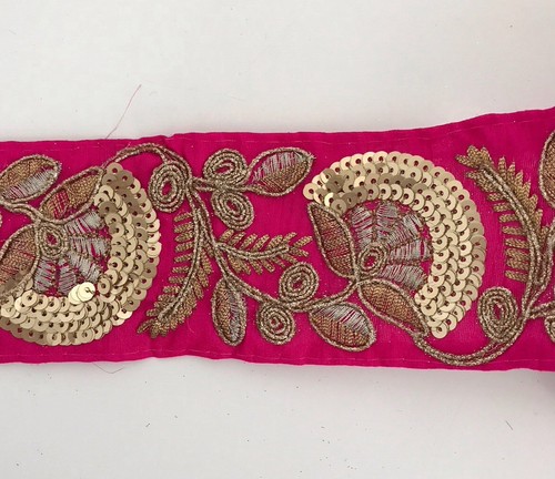 Attractive indian antique gold - attractive,