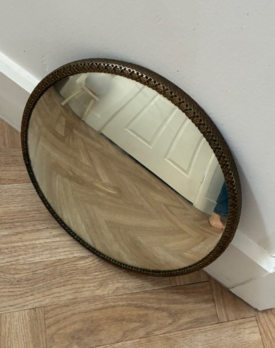 Round convex wall - round,