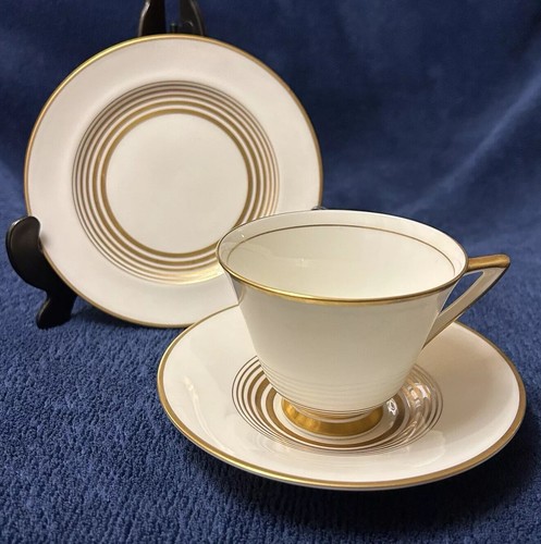 Royal doulton gold - royal, bands