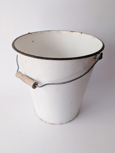 Vintage white enamel bucket - white,