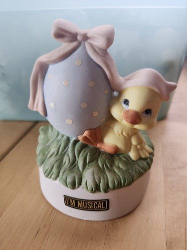 Musical porcelain easter egg - musical,