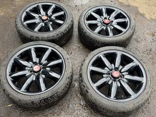 Black mini cooper - 4x,