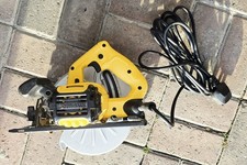 Dewalt  DWE560 gb Circular Saw