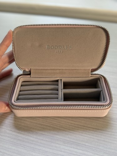 Boodles jewellery case storage - boodles,