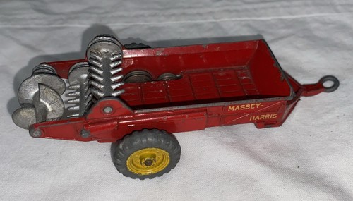 DINKY.1:43.FARM.321.MASSEY
