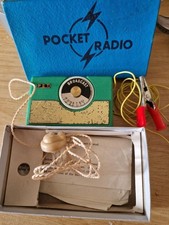VINTAGE CRYSTAL POCKET RADIO