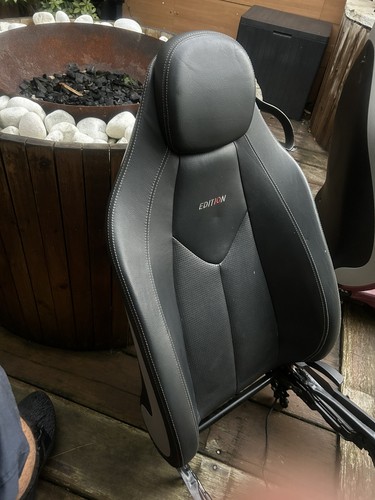 Rear front seat mercedes - rear,