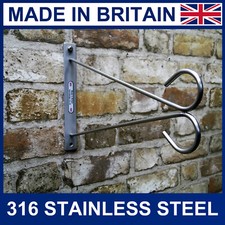 Hanging basket bracket for