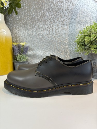 Martens 1461 clash - martens, contrast