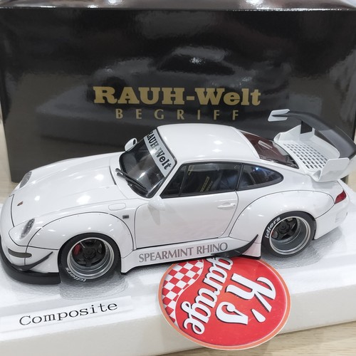 Autoart porsche rwb rauh - 1/18,