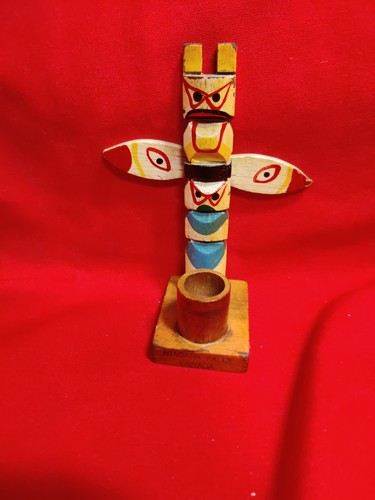 Canadian totem pole - canadian,