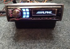 Alpine "Old School" CDA-9885 CD/MP3 Receiver, Sat & HD Ready