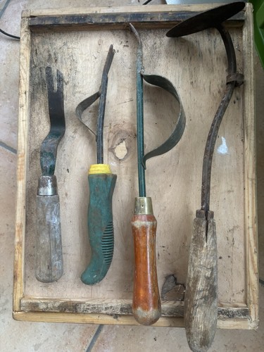 Vintage garden hand - , weed