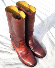 Pair vintage cowboy brown