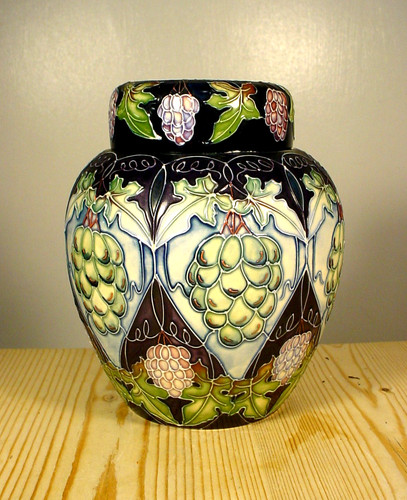 Moorcroft sonoma ginger jar - moorcroft,