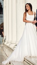 Suzanne Neville Wedding Dress