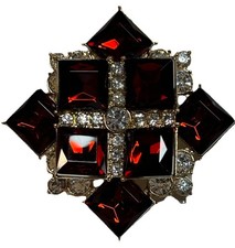 Rare 2014 Avon Scarlet Sparkle