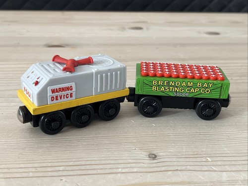 Thomas wooden railway - fog, horn