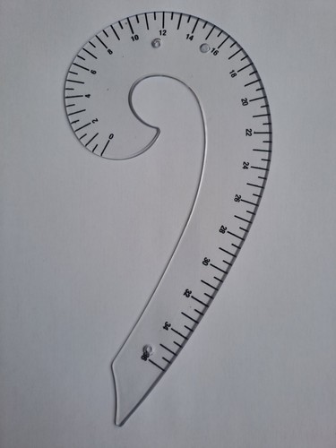 French curve ruler - curve, hole