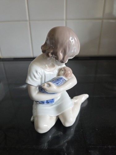 Royal copenhagen porcelain - royal,