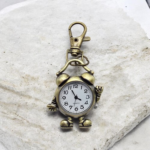 Vintage alarm clock keyring - alarm,