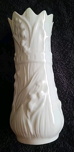 Belleek china small - small, vase