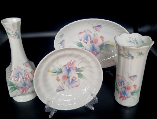 Aynsley fine bone china - china, vintge