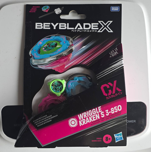 Hasbro beyblade wriggle - hasbro,