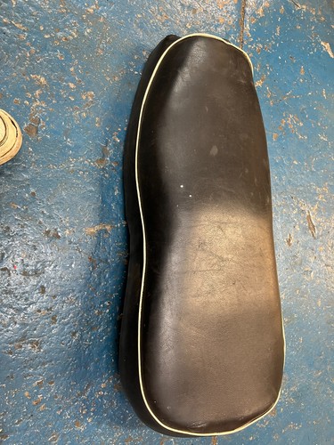 Honda cb72 seat - cb72, seat/