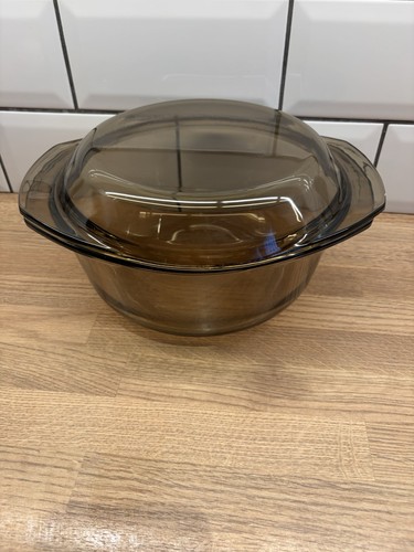 Large casserole dish with lid - large,