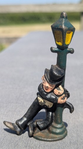Vintage cast iron drunk man - cast,