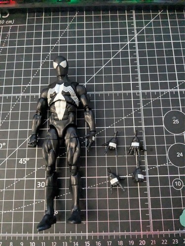 Marvel legends symbiote - marvel,