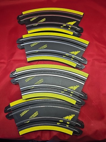 Micro scalextric pieces - micro,