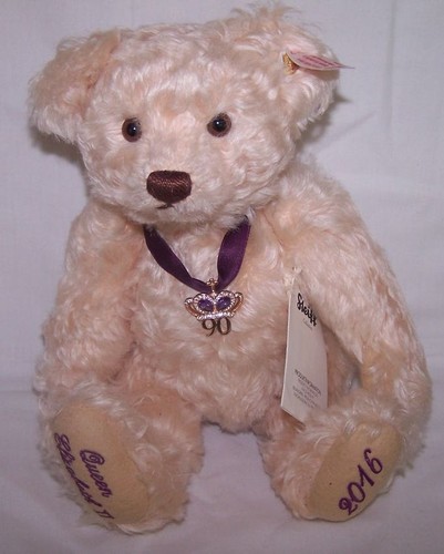 Steiff teddy bear queen - ,