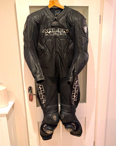 Arlen ness one - one, piece