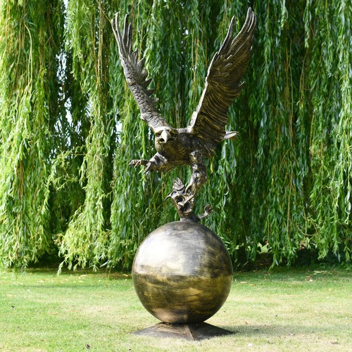 Large golden eagle ball - large, on