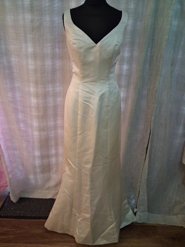 Wedding dress size ivory - dress,