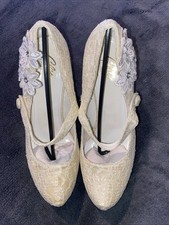 Beautiful Glitz Ivory/White Lace Strap Flower Platform Heels Wedding Shoes Size7