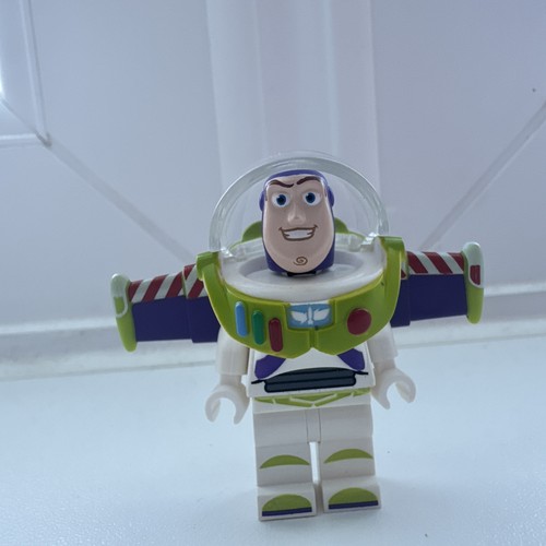 Lego toy story minifigure buzz - toy,