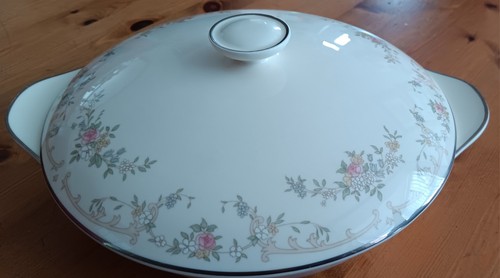 Royal doulton bone - royal,