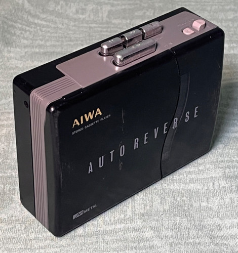 Vintage aiwa p14 walkman - aiwa,