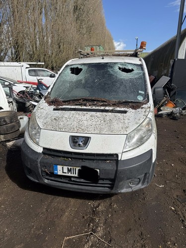 Breaking peugeot expert 2011 - breaking.,