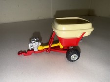 Britains Farm Models Logic Vari Spreader Implement 9411 For 1:32 Scale Tractor