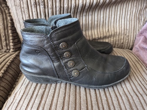 Moshulu black leather - moshulu,