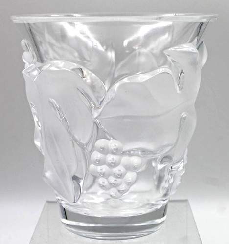 Lalique art glass crystal - lalique,