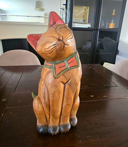 Vintage wooden cat sculpture - wooden,