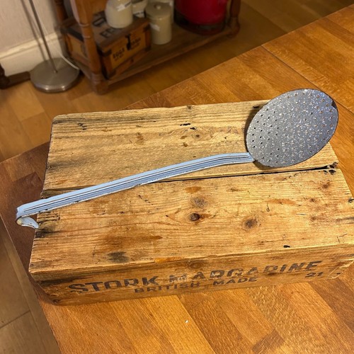 Vintage pale blue - pale, speckled