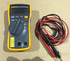 FLUKE 114 True RMS Multimeter