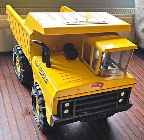 Tonka mighty yellow - tonka,